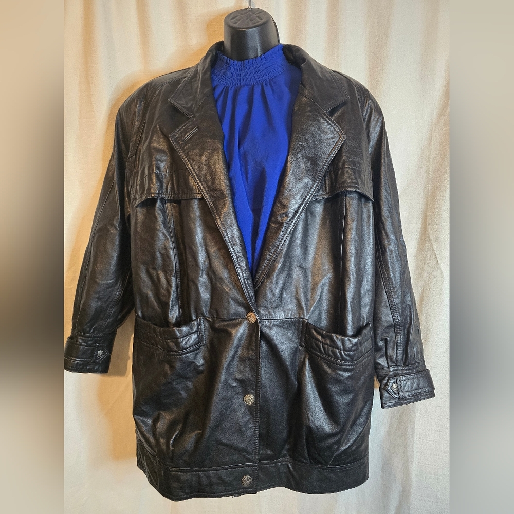 Vintage 90s Black Leather Coat Floral Buttons Shoulder Pad Baddie Jacket Blazer - Picture 2 of 10
